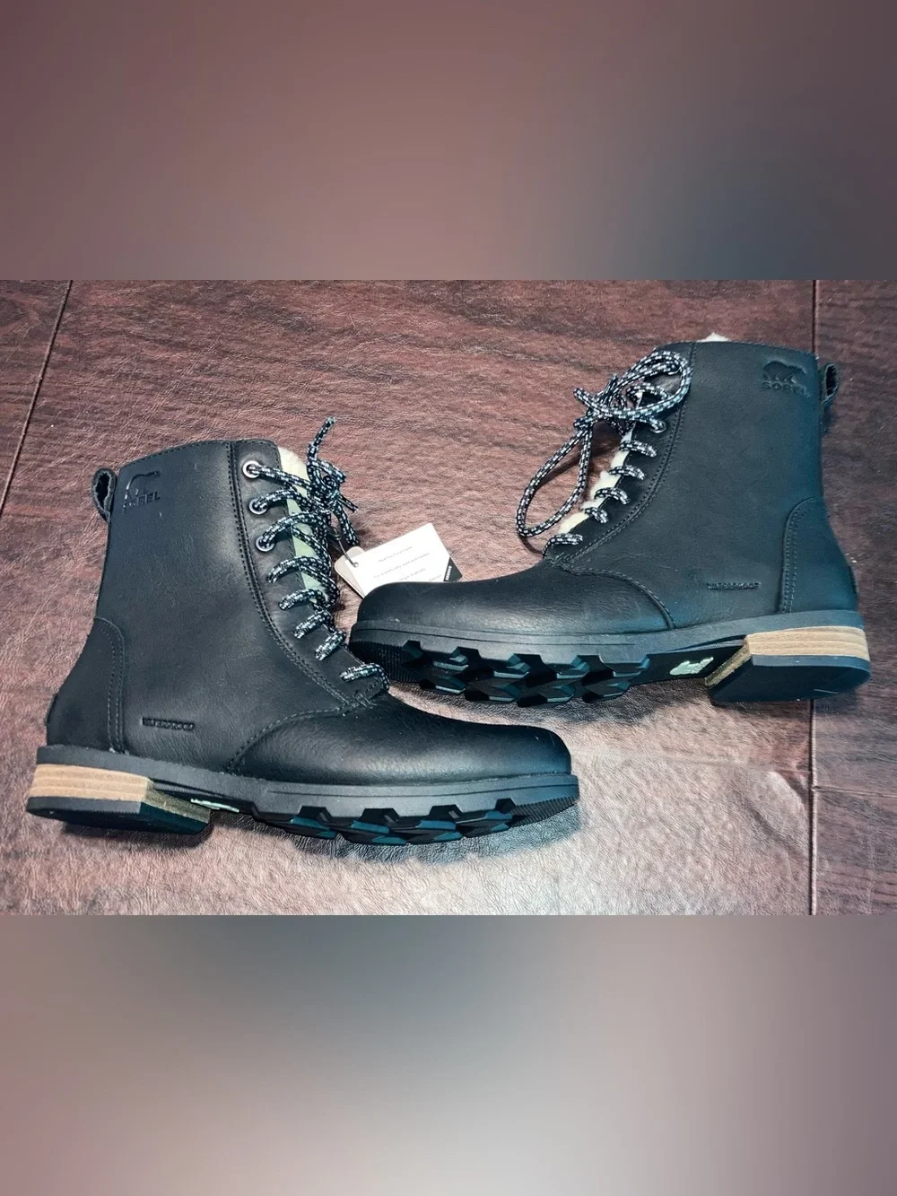 NWOB SOREL Emelie Genuine Leather Boot 7